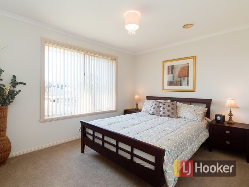 11 Sirens Place, Hallam VIC 3803