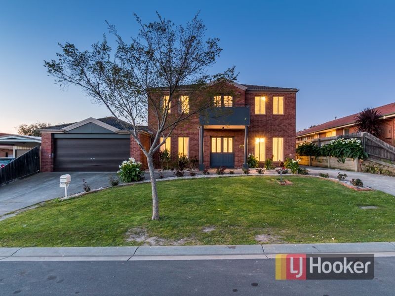 16 Bounty Way, Berwick VIC 3806