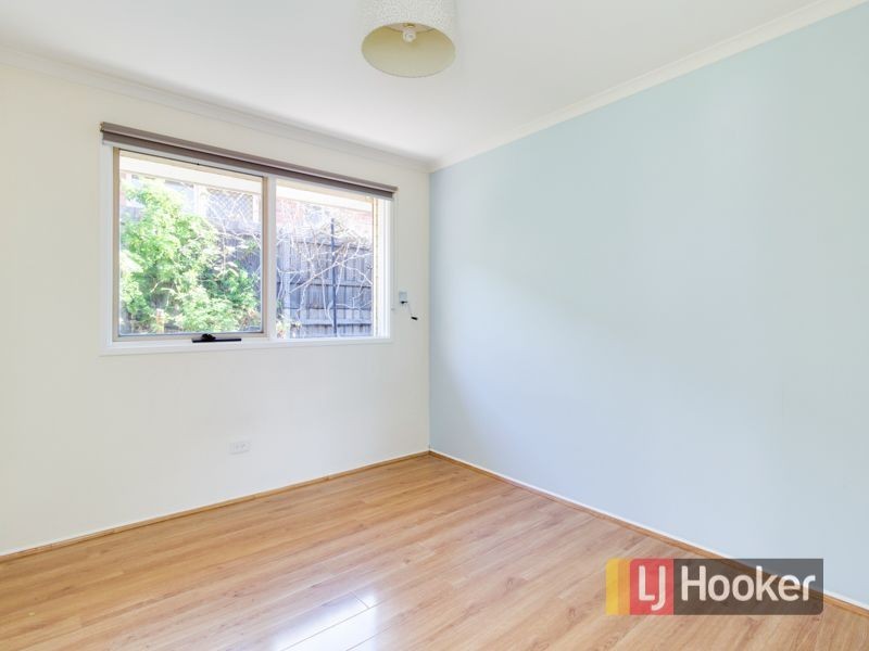16 Thelma Rise, Hampton Park VIC 3976