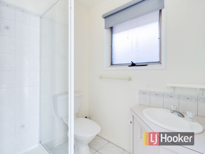 16 Thelma Rise, Hampton Park VIC 3976