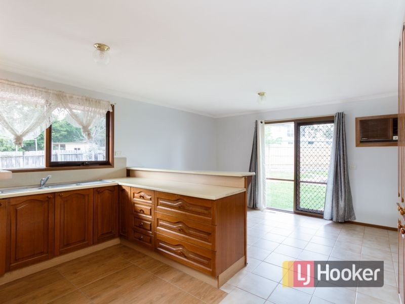 18 Kylie Court, Hampton Park VIC 3976