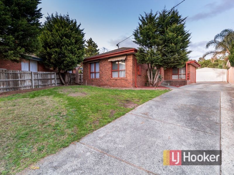18 Kylie Court, Hampton Park VIC 3976