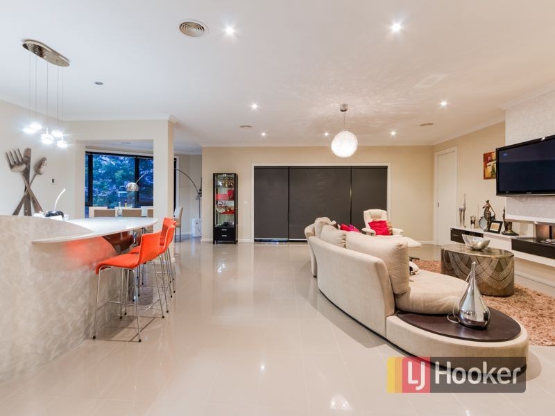 13 Parish Court, Narre Warren South VIC 3805