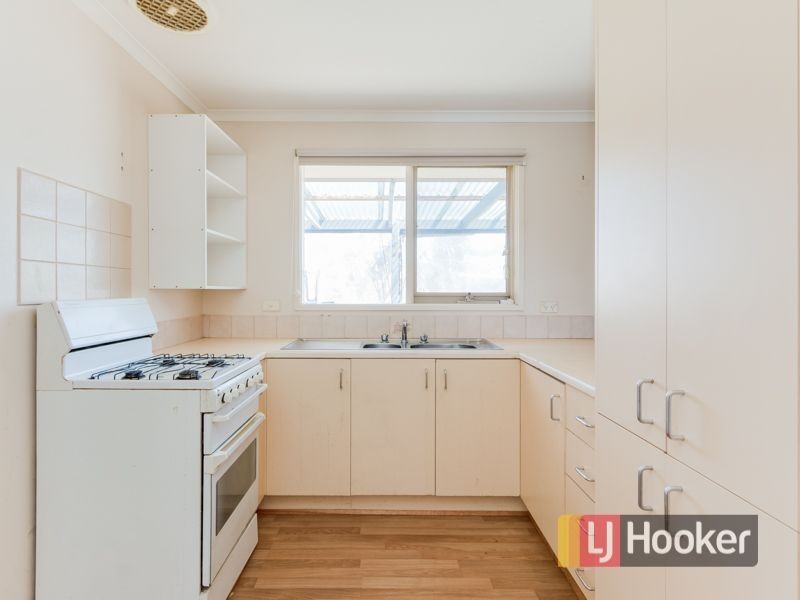 26 Insignia Crescent, Berwick VIC 3806