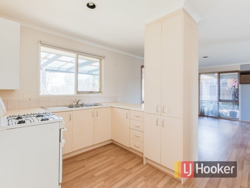 26 Insignia Crescent, Berwick VIC 3806