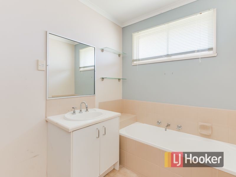26 Insignia Crescent, Berwick VIC 3806