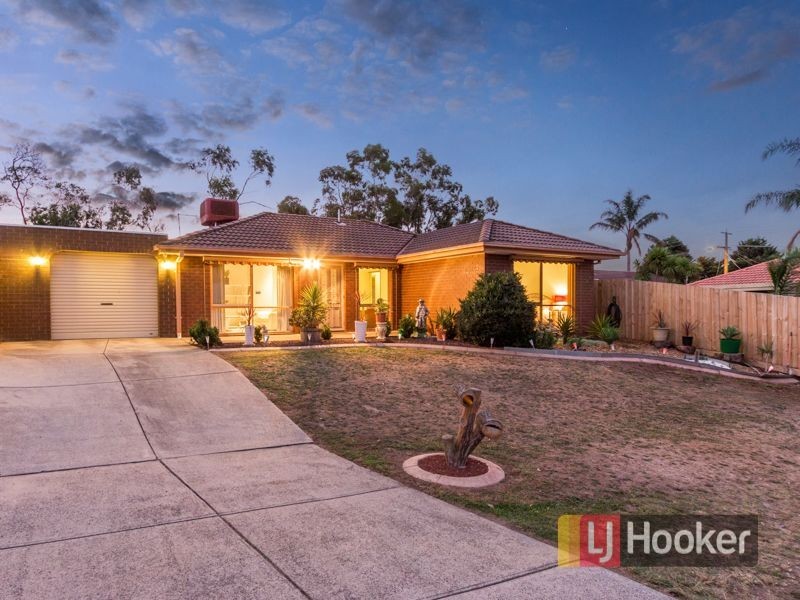 3 Pioneer Place, Hampton Park VIC 3976