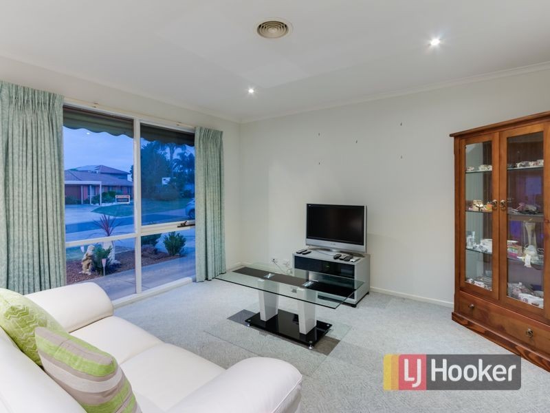 3 Pioneer Place, Hampton Park VIC 3976