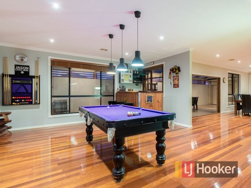 31 Baynton Crescent, Lynbrook VIC 3975