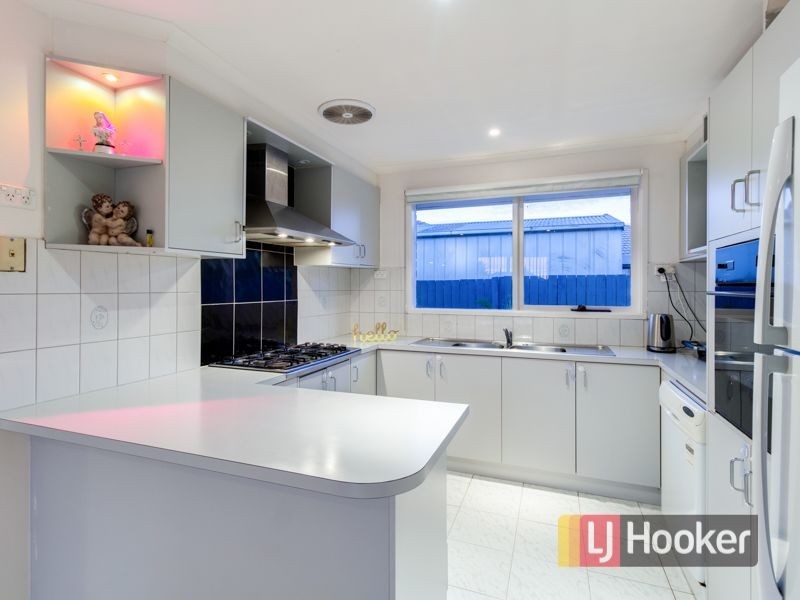 2 Carmen Court, Hampton Park VIC 3976