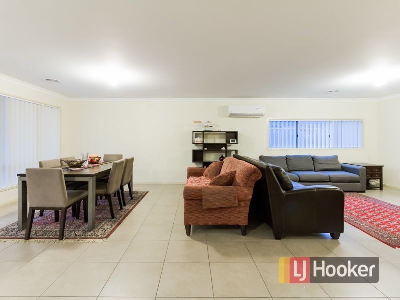 36 Redcliffe Terrace, Taylors Hill VIC 3037