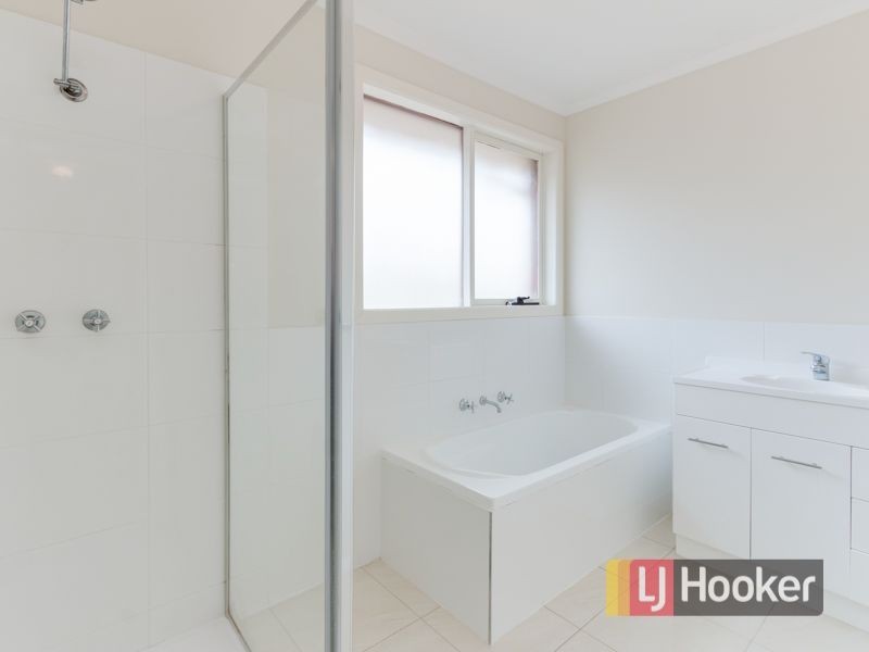 13 Patricia Court, Hampton Park VIC 3976