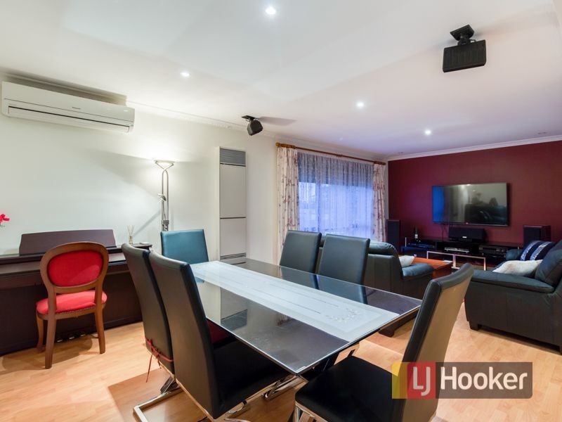 8 Cody Avenue, Hampton Park VIC 3976