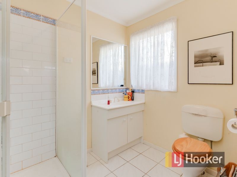 24 Highmount Drive, Hampton Park VIC 3976