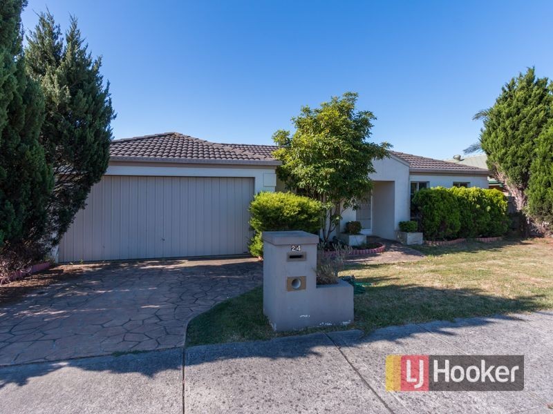 24 Highmount Drive, Hampton Park VIC 3976