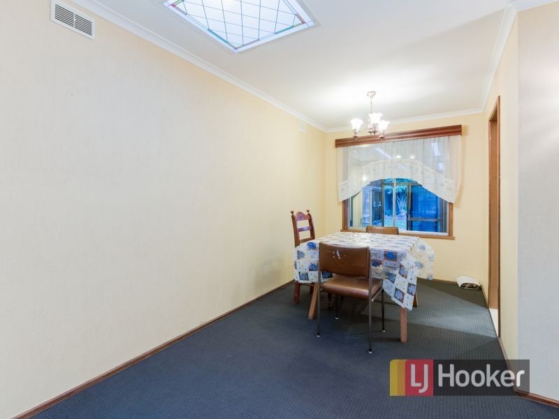 27 Winnima Avenue, Hampton Park VIC 3976