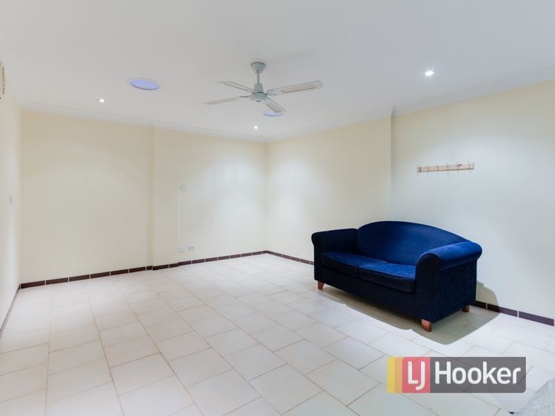 27 Winnima Avenue, Hampton Park VIC 3976