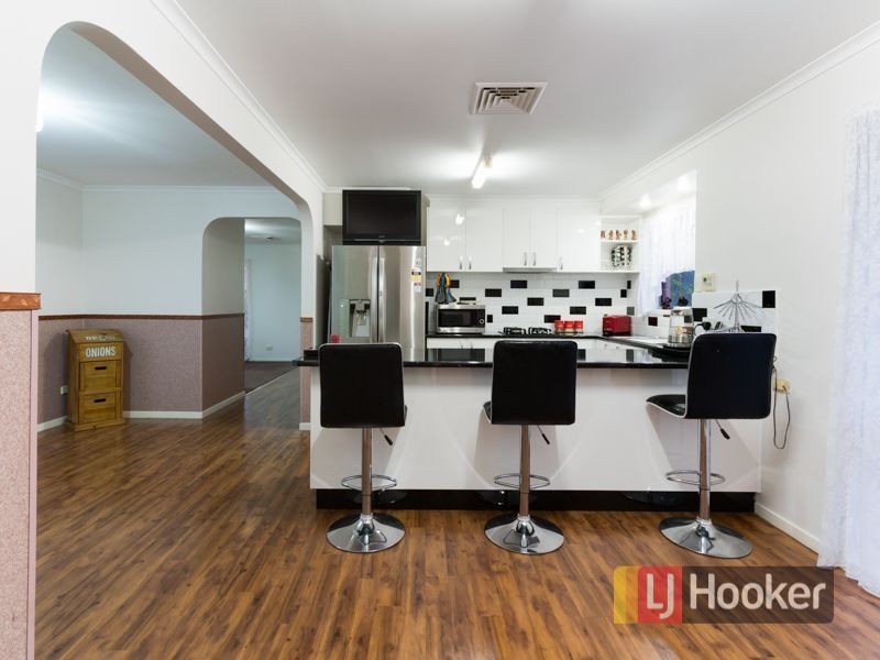 6 Ashton Rise, Narre Warren South VIC 3805