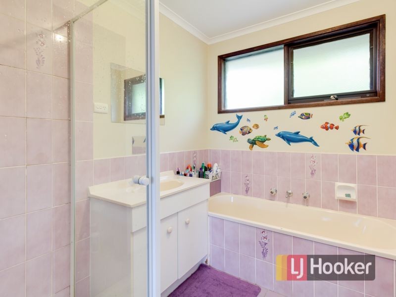 11 Sarah Place, Hampton Park VIC 3976