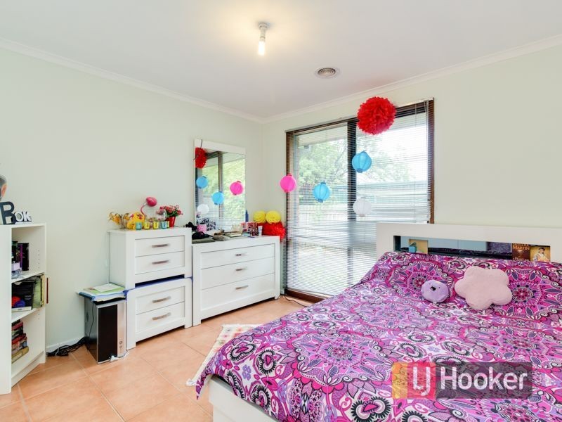 11 Sarah Place, Hampton Park VIC 3976