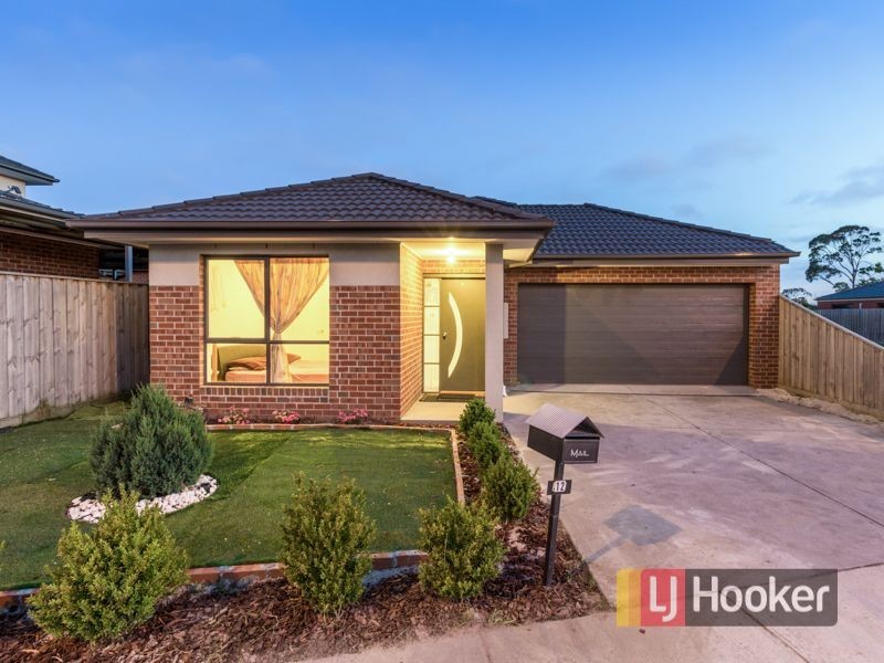 12 Meduno Drive, Hampton Park VIC 3976
