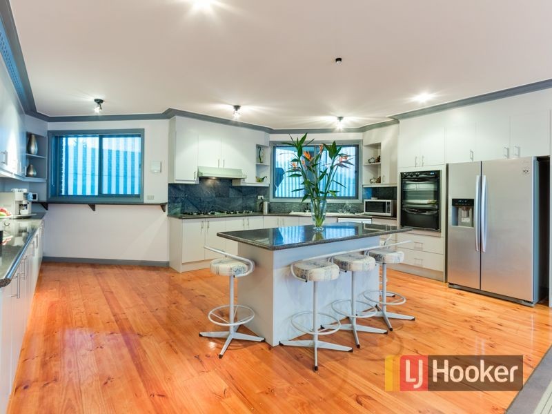 21 Justin Circuit, Hampton Park VIC 3976