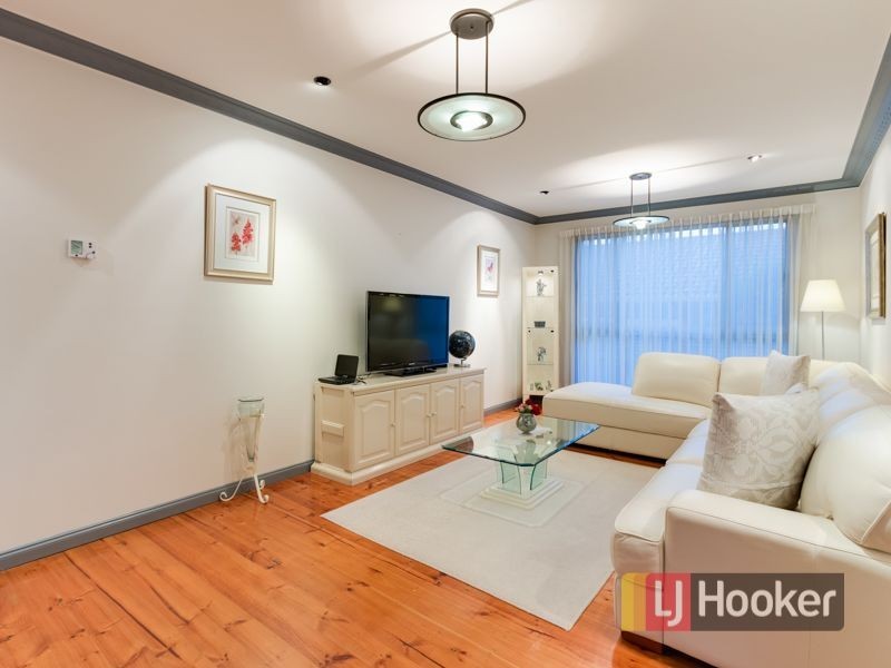 21 Justin Circuit, Hampton Park VIC 3976