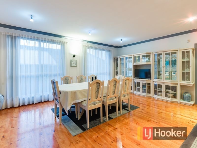 21 Justin Circuit, Hampton Park VIC 3976