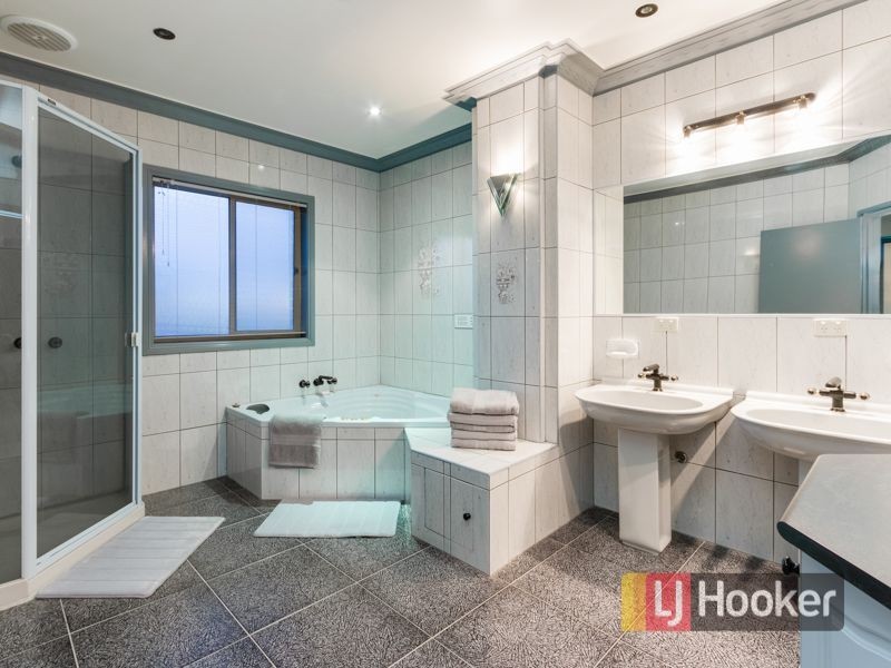 21 Justin Circuit, Hampton Park VIC 3976