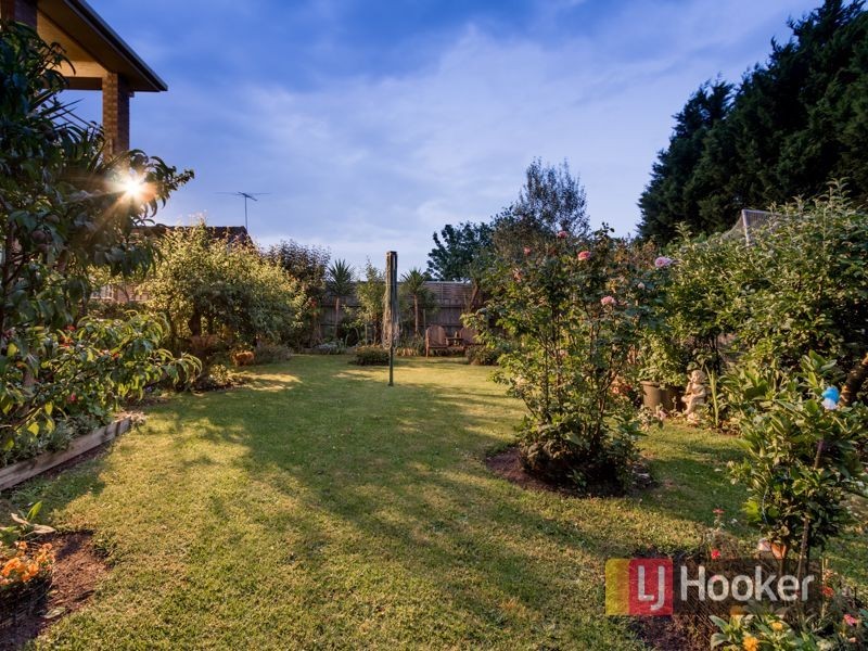 21 Justin Circuit, Hampton Park VIC 3976