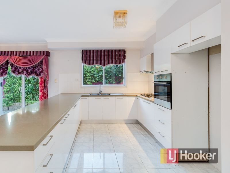 14 Lilac Crescent, Berwick VIC 3806