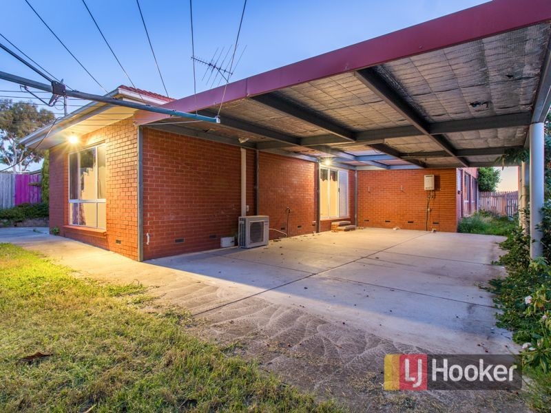14 Lilac Crescent, Berwick VIC 3806