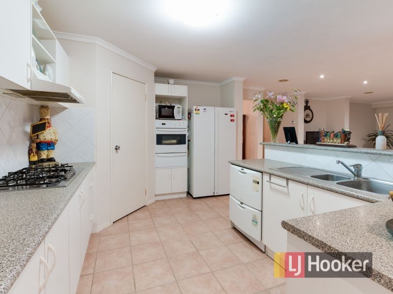 4 Belmore Court, Narre Warren VIC 3805