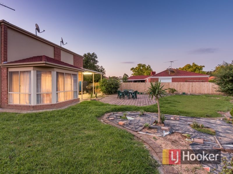 4 Belmore Court, Narre Warren VIC 3805