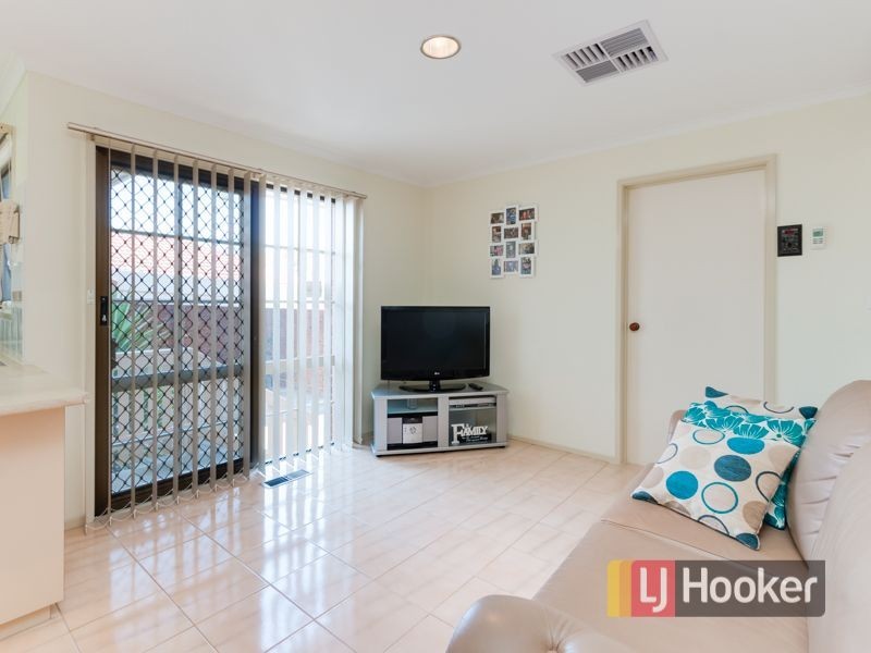 9 Wevlin Close, Endeavour Hills VIC 3802