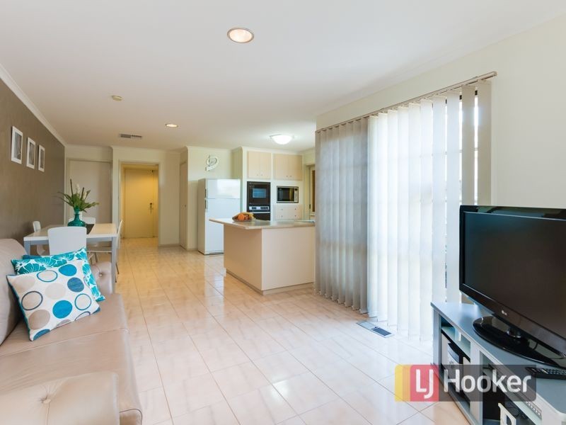 9 Wevlin Close, Endeavour Hills VIC 3802