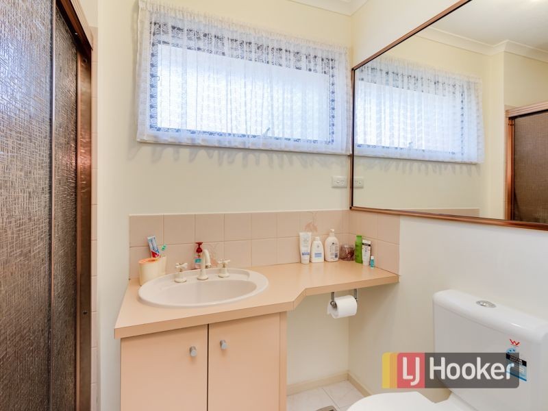 9 Wevlin Close, Endeavour Hills VIC 3802