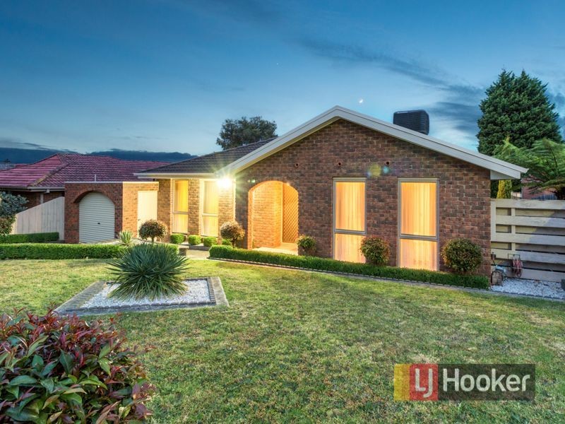 9 Wevlin Close, Endeavour Hills VIC 3802