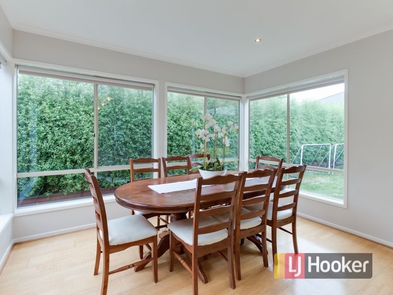 106 Bridgewater Boulevard, Berwick VIC 3806