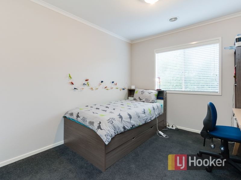 106 Bridgewater Boulevard, Berwick VIC 3806