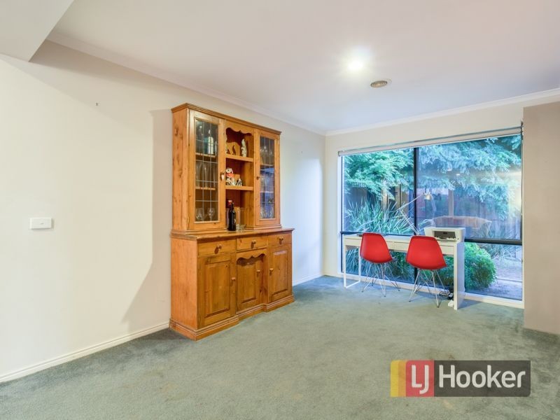 6 Park City Drive, Lynbrook VIC 3975