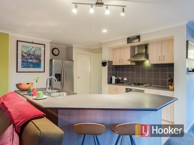 6 Park City Drive, Lynbrook VIC 3975