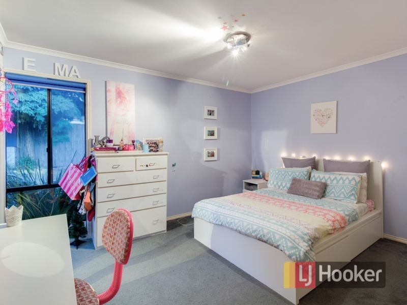 6 Park City Drive, Lynbrook VIC 3975