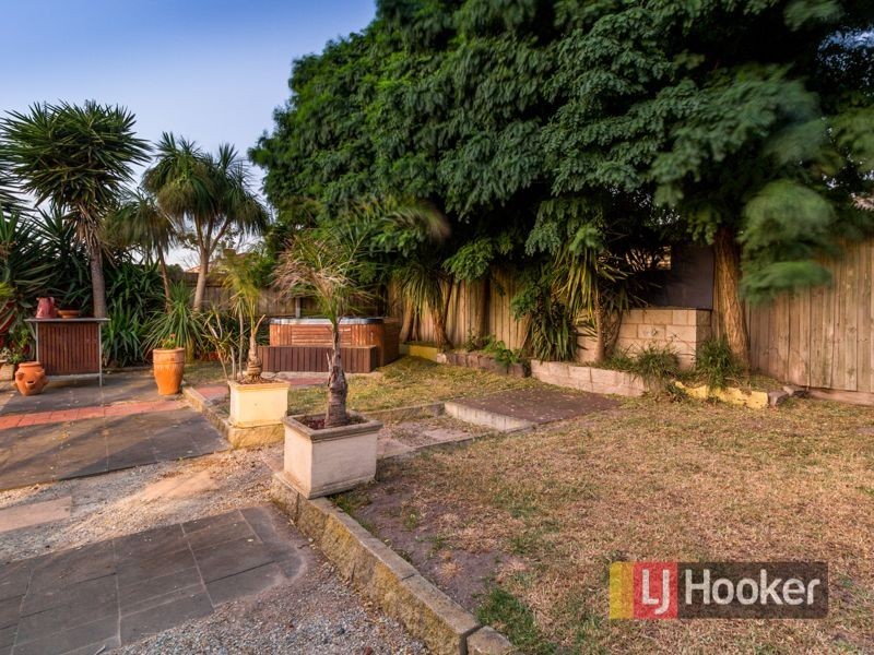 6 Park City Drive, Lynbrook VIC 3975