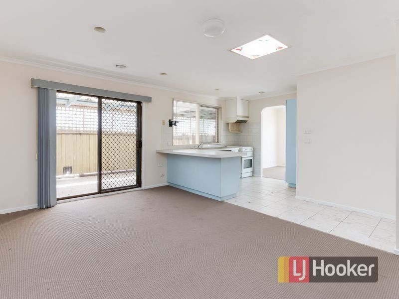 7 Blueberry Close, Cranbourne North VIC 3977