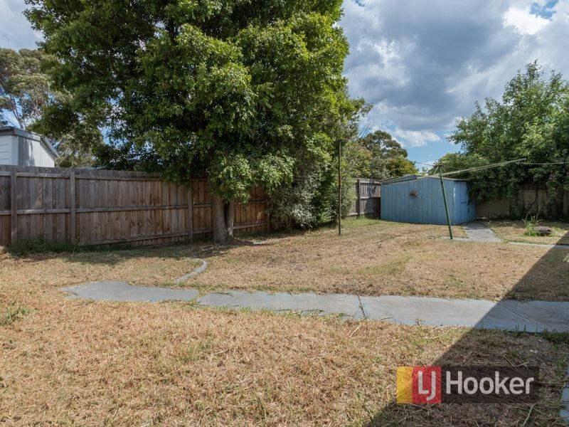 7 Blueberry Close, Cranbourne North VIC 3977