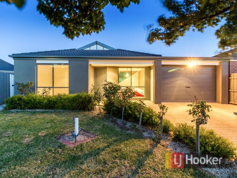 40 Bellbrae Crescent, Cranbourne West VIC 3977