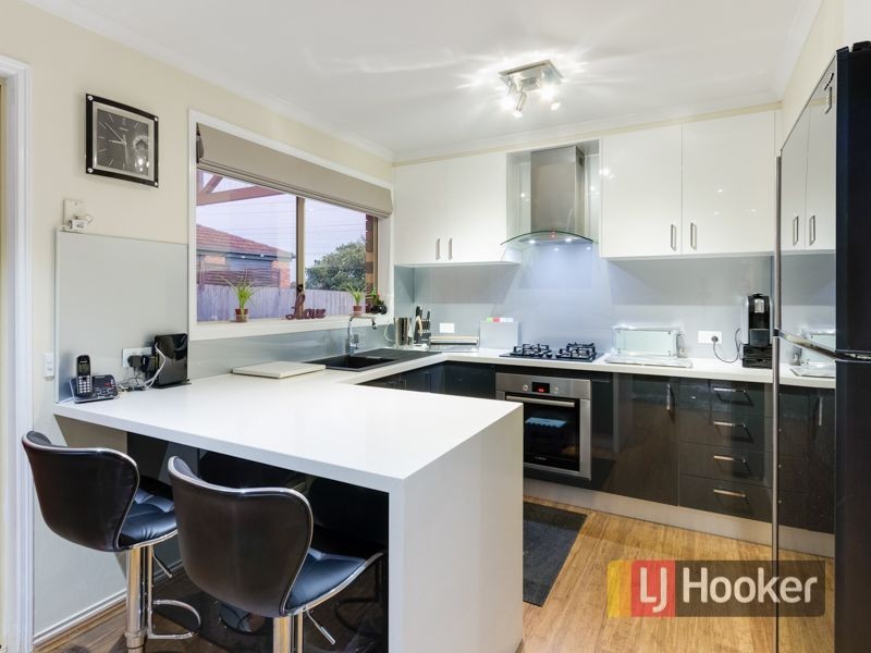 61 Bella Crescent, Hallam VIC 3803