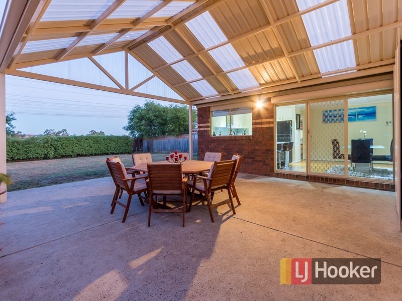 61 Bella Crescent, Hallam VIC 3803