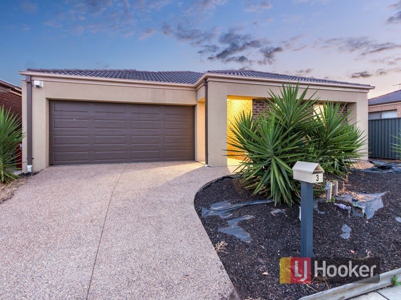 3 Cerbera Bend, Cranbourne North VIC 3977